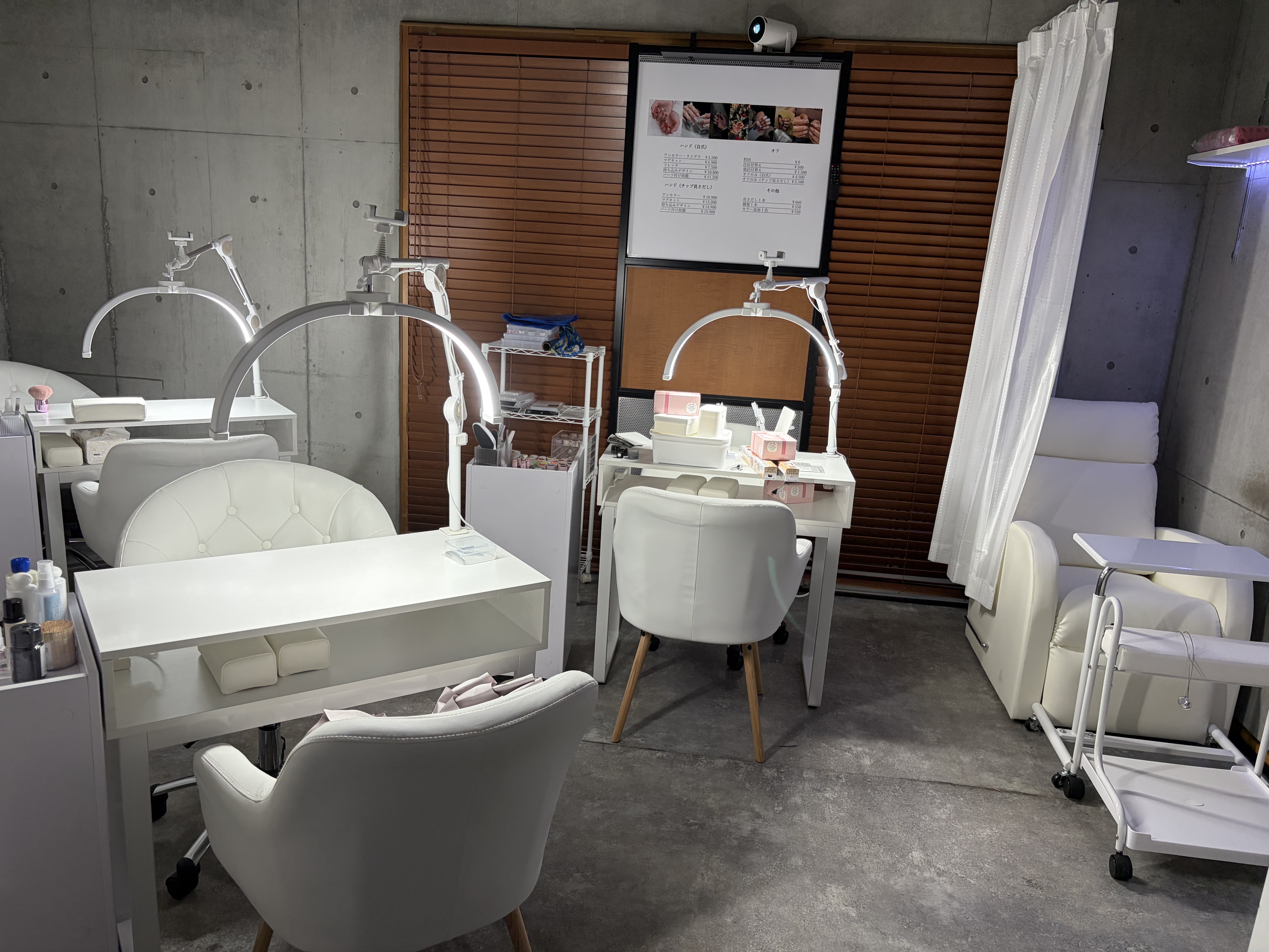 ネイルサロン「」の写真